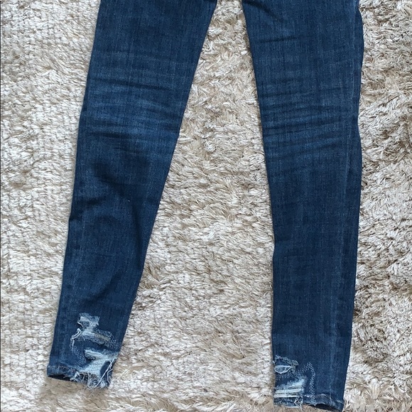 American Eagle Ripped Jeans - Picture 6 of 7